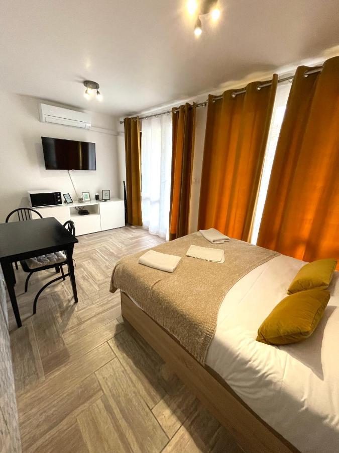 Studio Place Des Marseillais , Gare Saint Charles Apartment Марсилия Екстериор снимка